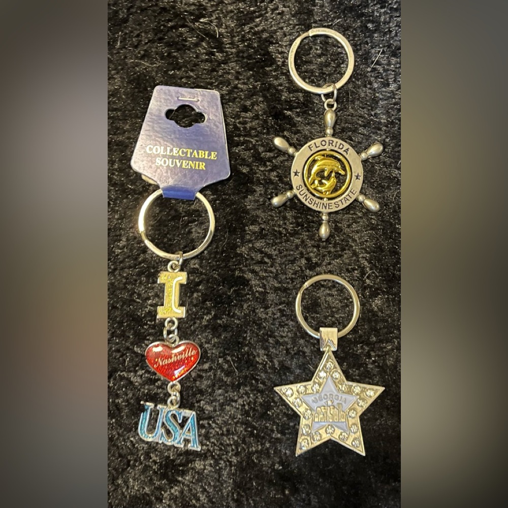 Souvenir Keychain Set with Heart and Star